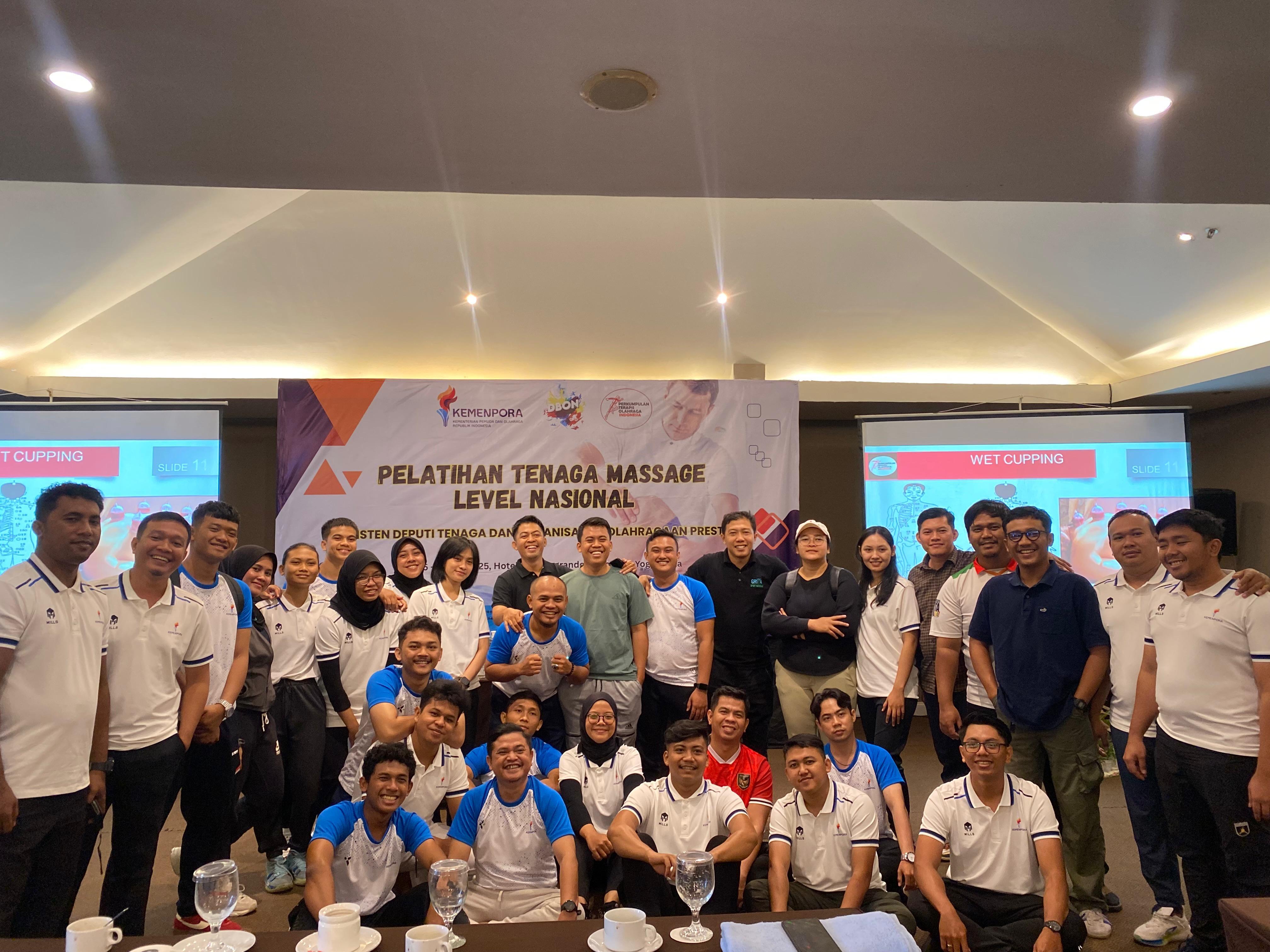 Peserta Pelatihan Tenaga Massage Level Nasional bersama PTOI dan Kemenpora